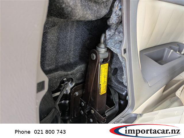 Vehicle Pic 3240002